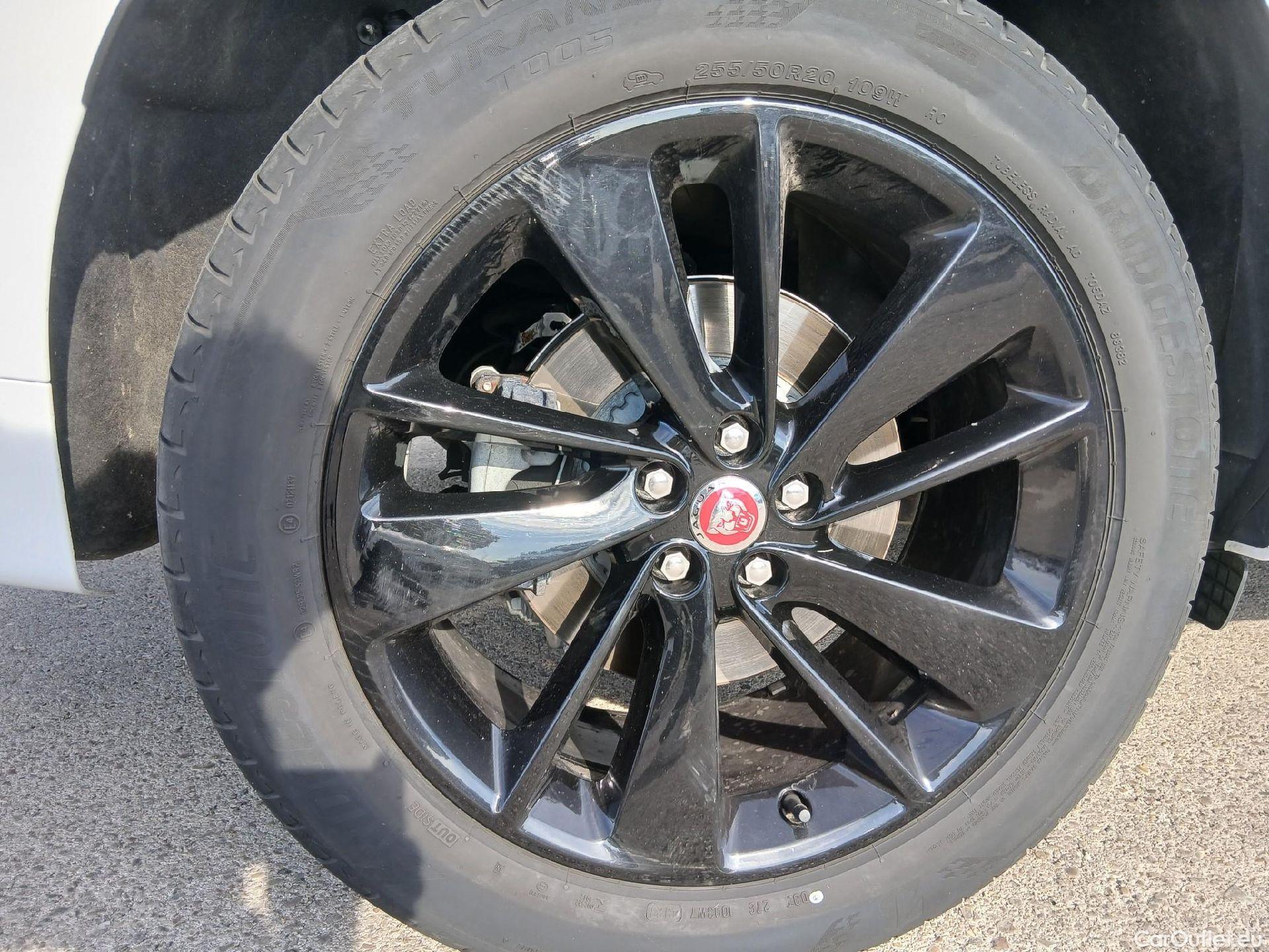  Land Rover  Discovery JAGUAR F-Pace / 2020 / 5P / todoterreno 2.0D I4 204PS AWD Auto MHEV R-Dynamic SE #26