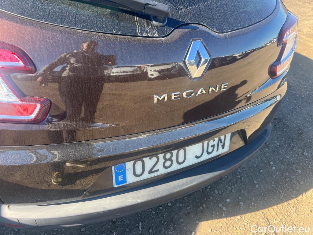  Renault  Megane RENAULT MÉGANE 5p 3G familiar Sp. Tou. Bose Energy dCi 130 S&S Euro 6 #1