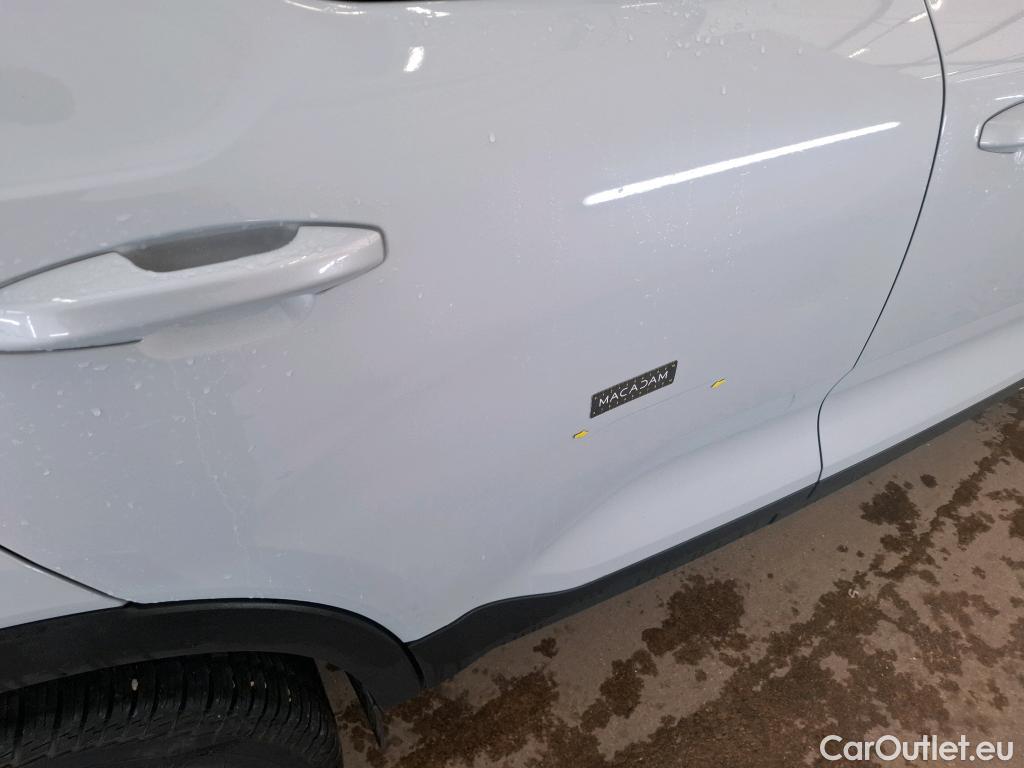  Volvo  XC 40 XC40 Momentum 2WD 2.0 D3 150CV BVA8 E6dT #13