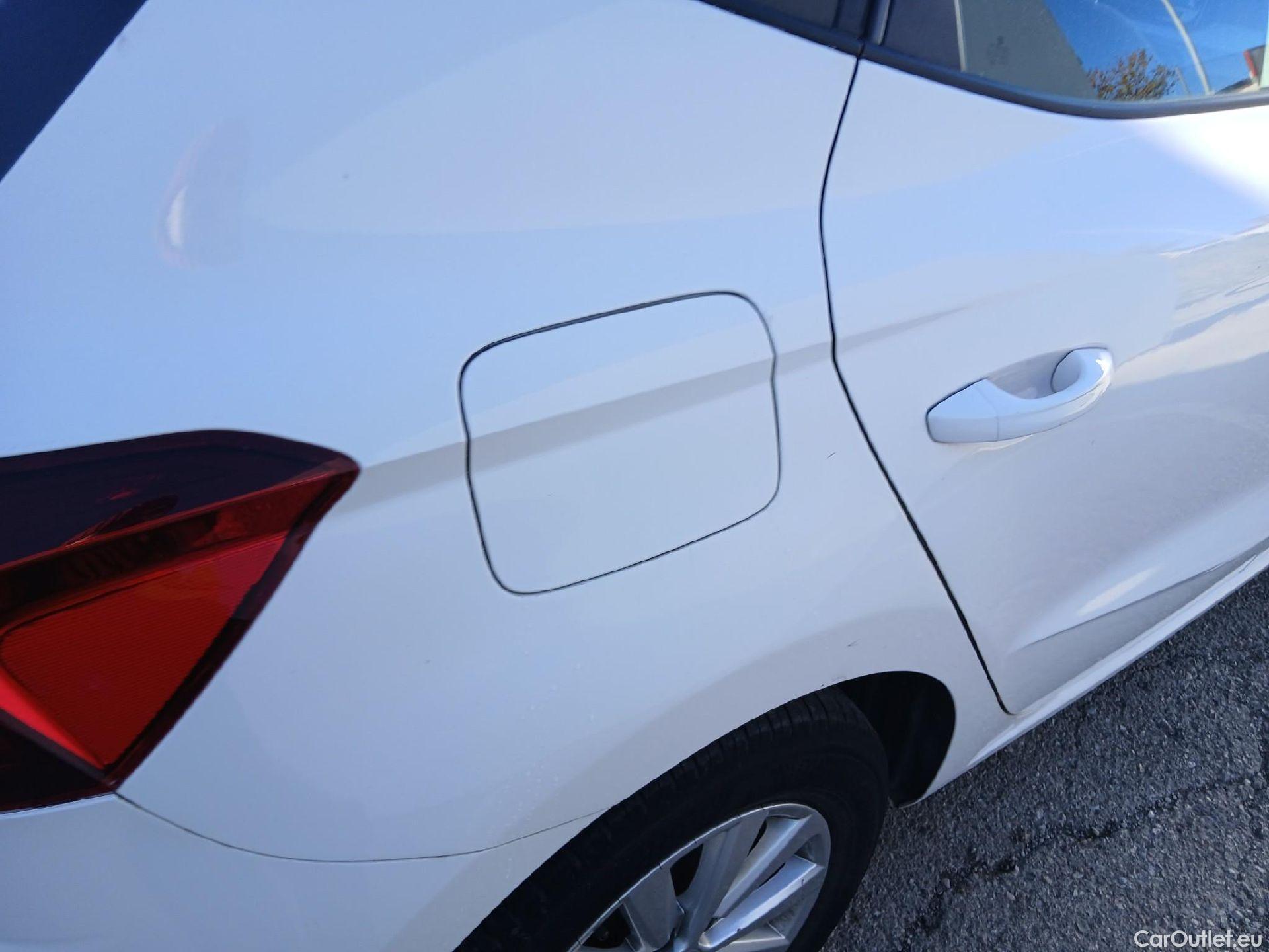  Seat  Ibiza SEAT  / 2017 / 5P / berlina con portón 1.0 TGI 66kW (90CV) Style Go2 #12