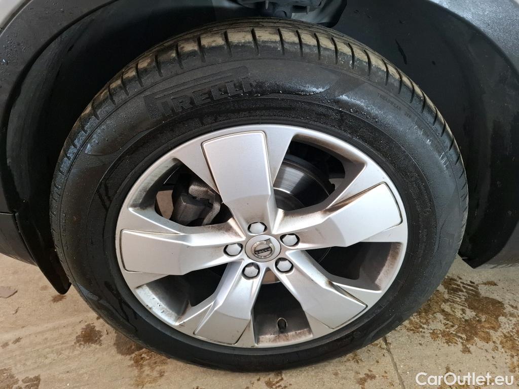  Volvo  XC 40 XC40 Momentum 2WD 2.0 D3 150CV BVA8 E6dT #56