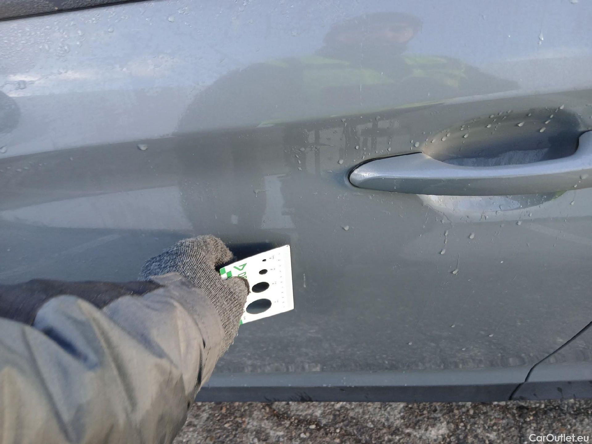  Hyundai  Konna HYUNDAI Kona / 2017 / 5P / todoterreno 1.6 GDI HEV Klass DCT #12