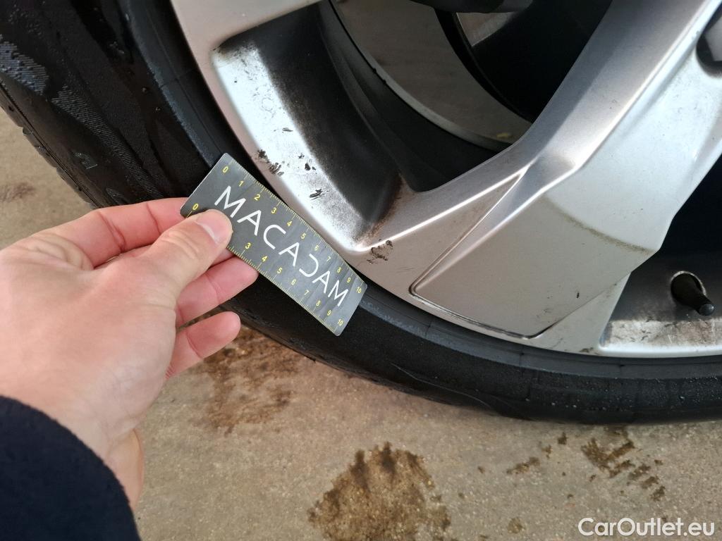  Volvo  XC 40 XC40 Momentum 2WD 2.0 D3 150CV BVA8 E6dT #57