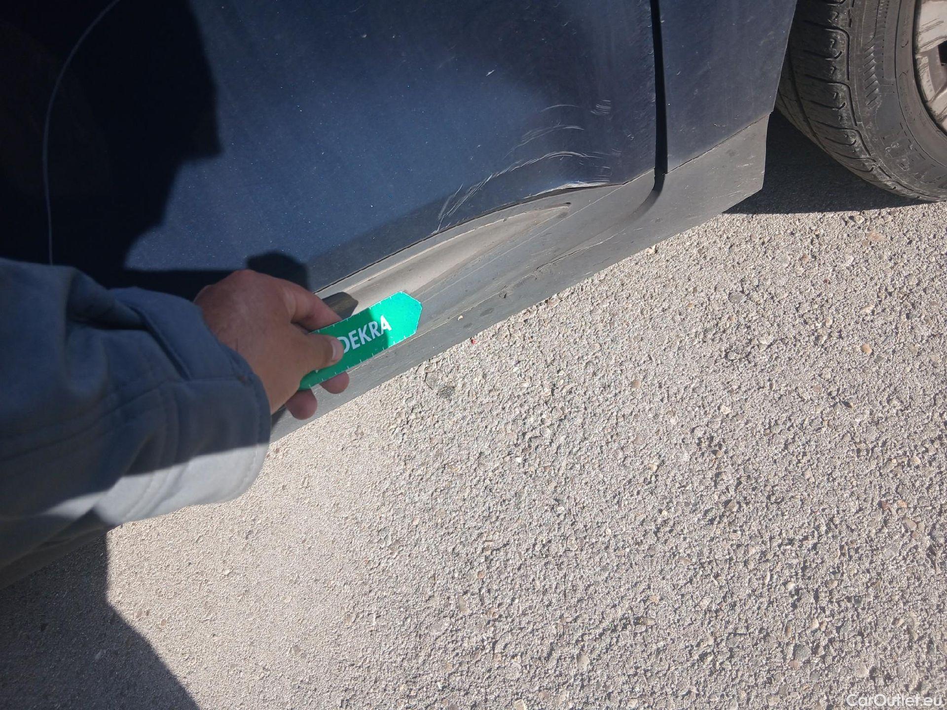  Renault  Scenic RENAULT Scénic / 2016 / 5P / monovolumen compacto Zen Energy dCi 96kW (130CV) #45