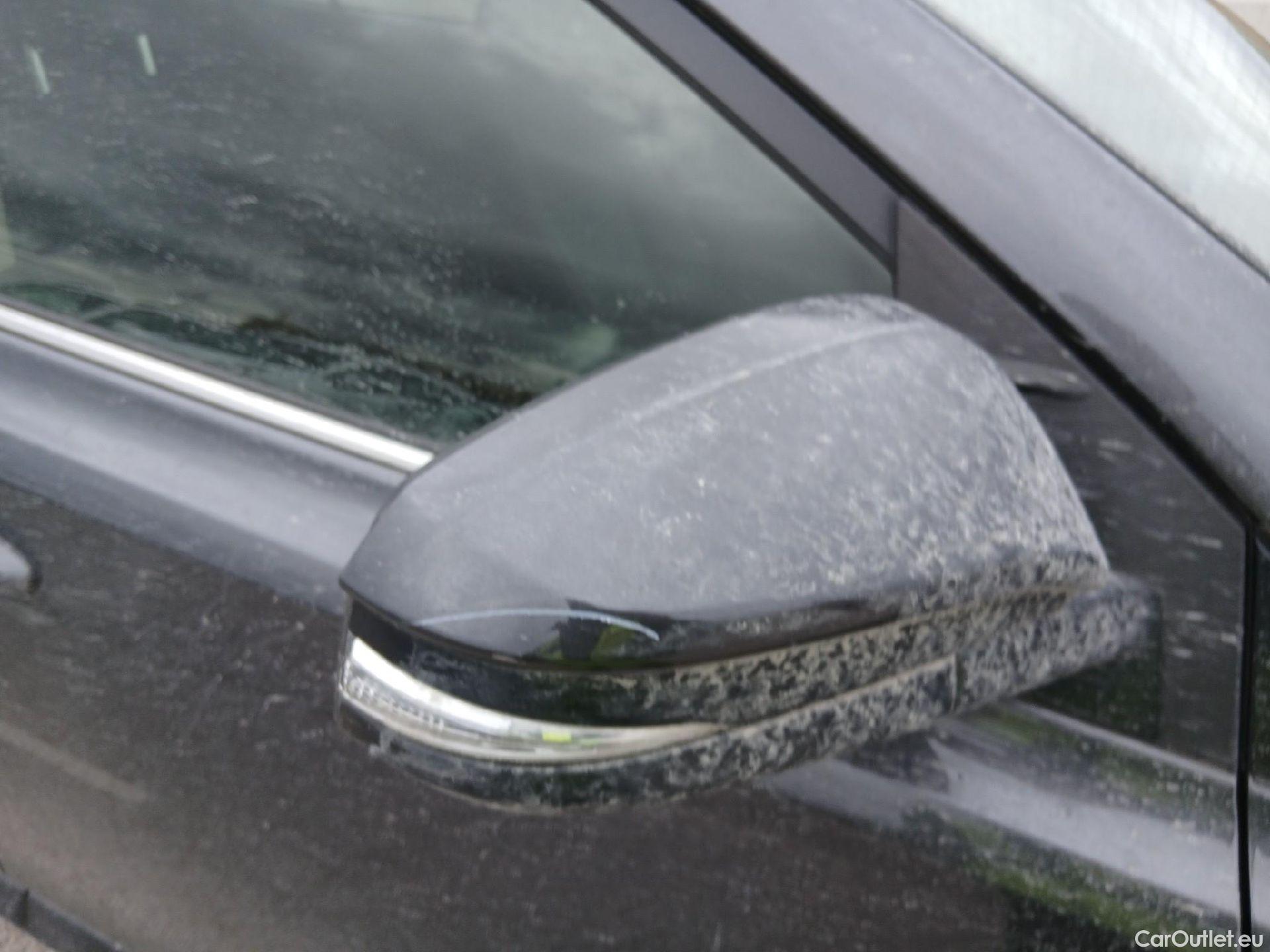  Toyota  RAV4 TOYOTA  / 2015 / 5P / todoterreno 2.5l hybrid 2WD Advance Pack Drive #32