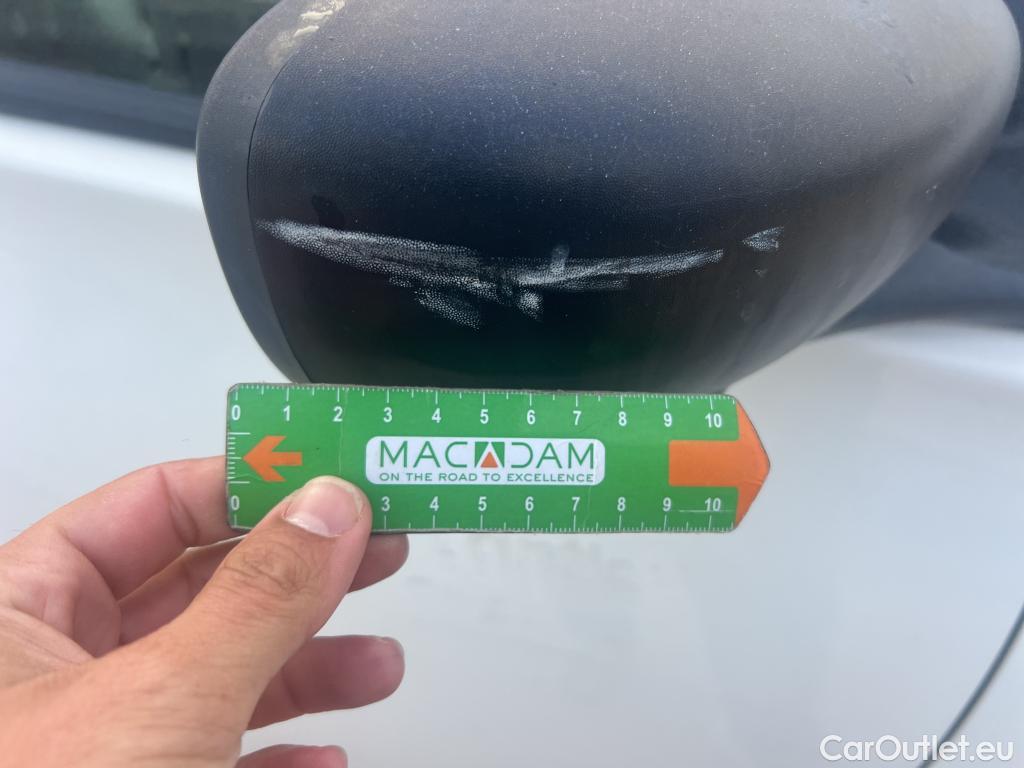  Renault  Zoe RENAULT  / 2019 / 5P / berlina con portón Life 80 kW R110 Bateria 40kWh #17