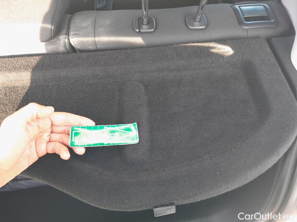  Hyundai  i10 HYUNDAI  / 2020 / 5P / berlina con portón 1.0 Klass #8