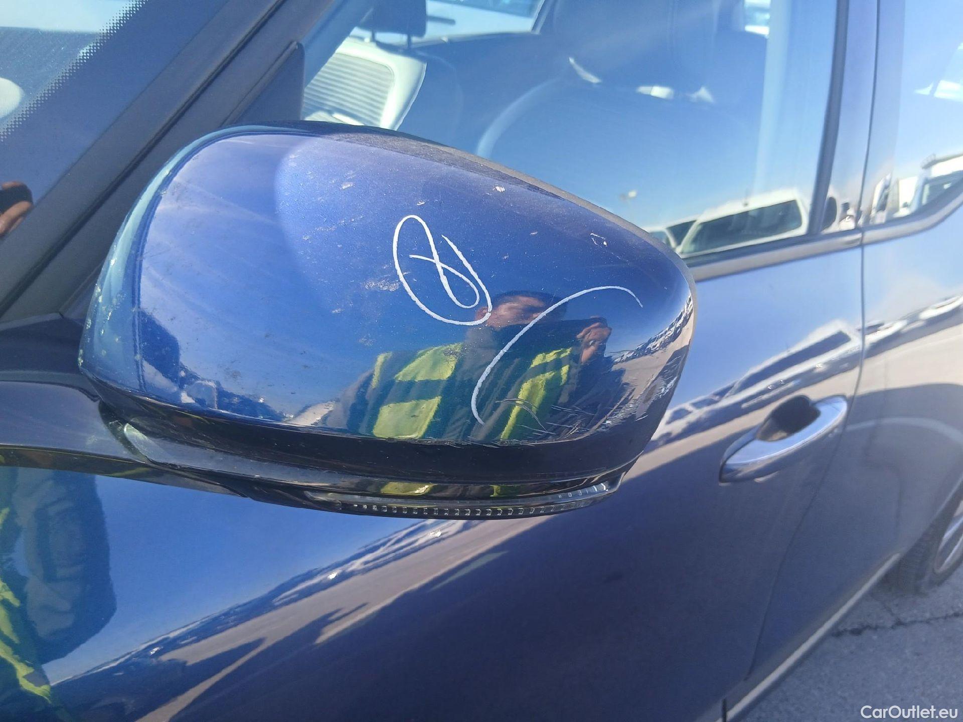  Renault  Scenic RENAULT Scénic / 2016 / 5P / monovolumen compacto Zen Energy dCi 96kW (130CV) #21