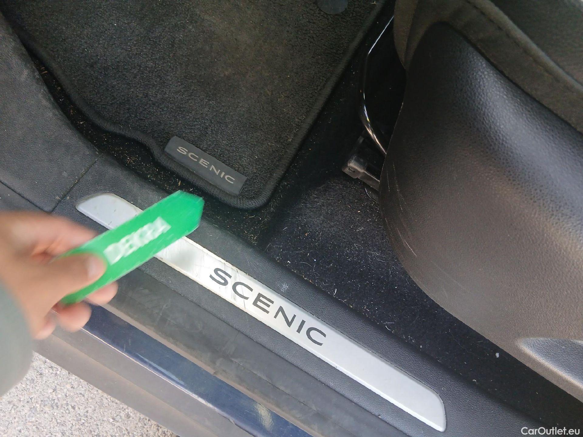  Renault  Scenic RENAULT Scénic / 2016 / 5P / monovolumen compacto Zen Energy dCi 96kW (130CV) #4