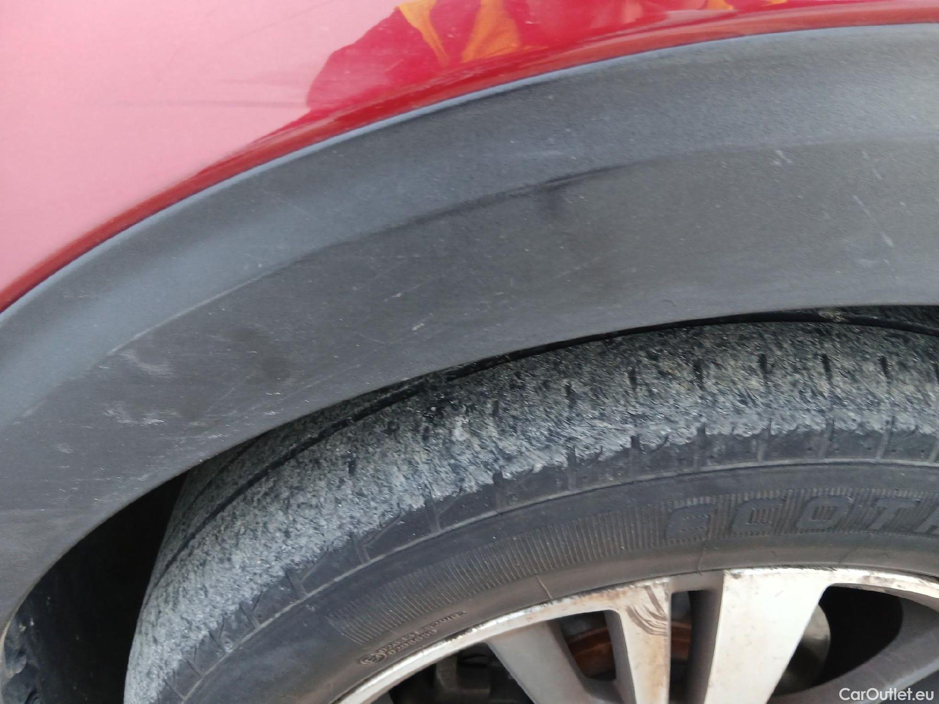  Peugeot  3008 PEUGEOT  / 2020 / 5P / todoterreno 1.5 BlueHDi 96kW (130CV) S&S Allure Pack #4