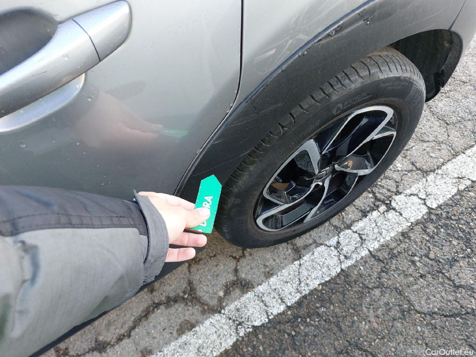  Citroen  C3 CITROEN  / 2020 / 5P / berlina con portón PureTech 60KW (83CV) Feel Pack #12