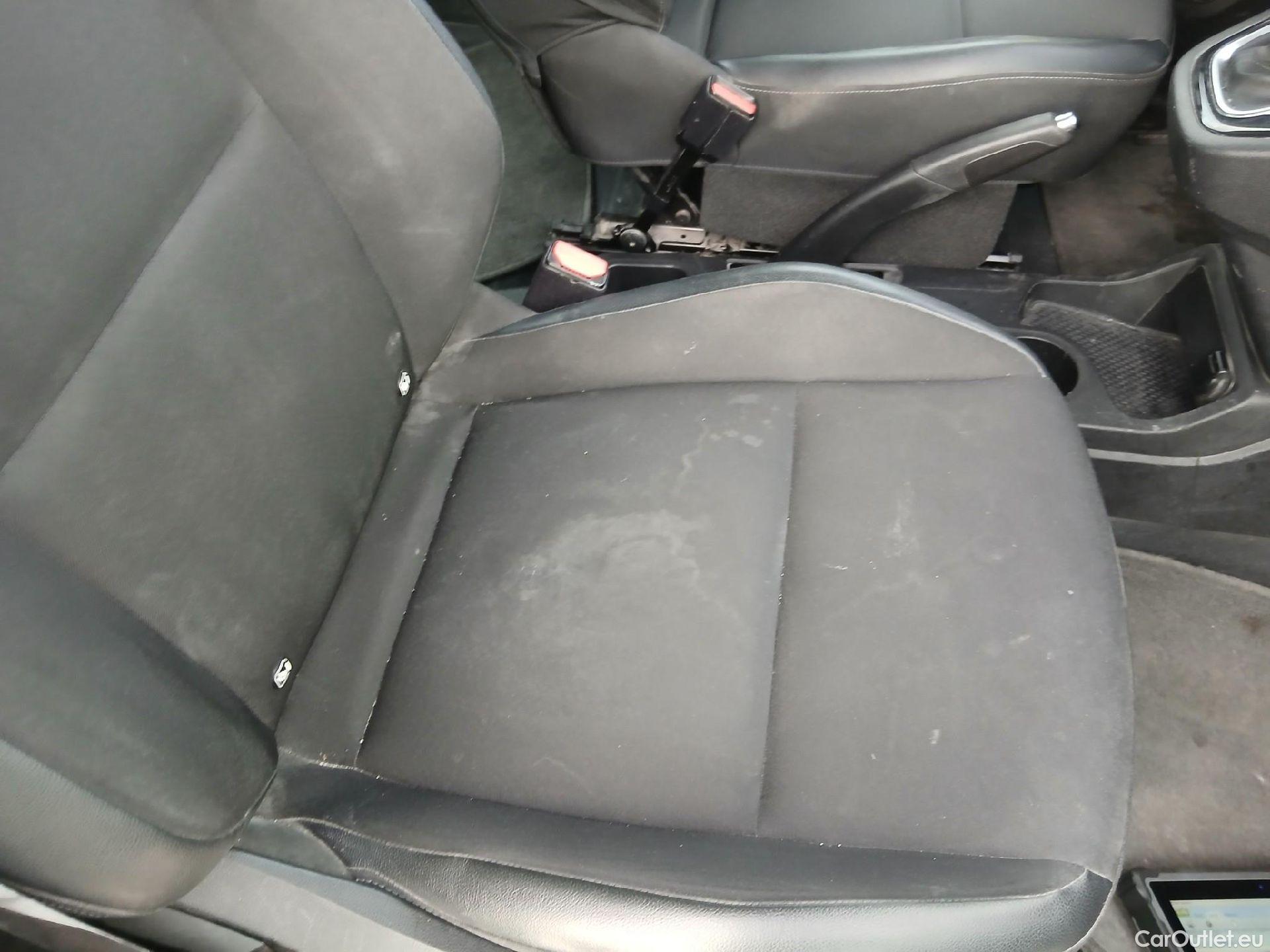  Renault  Kangoo RENAULT  Combi / 2021 / 5P / combi Life Edition One 1.5 Blue dCi 70kW(95CV) (IND)(AC) #48