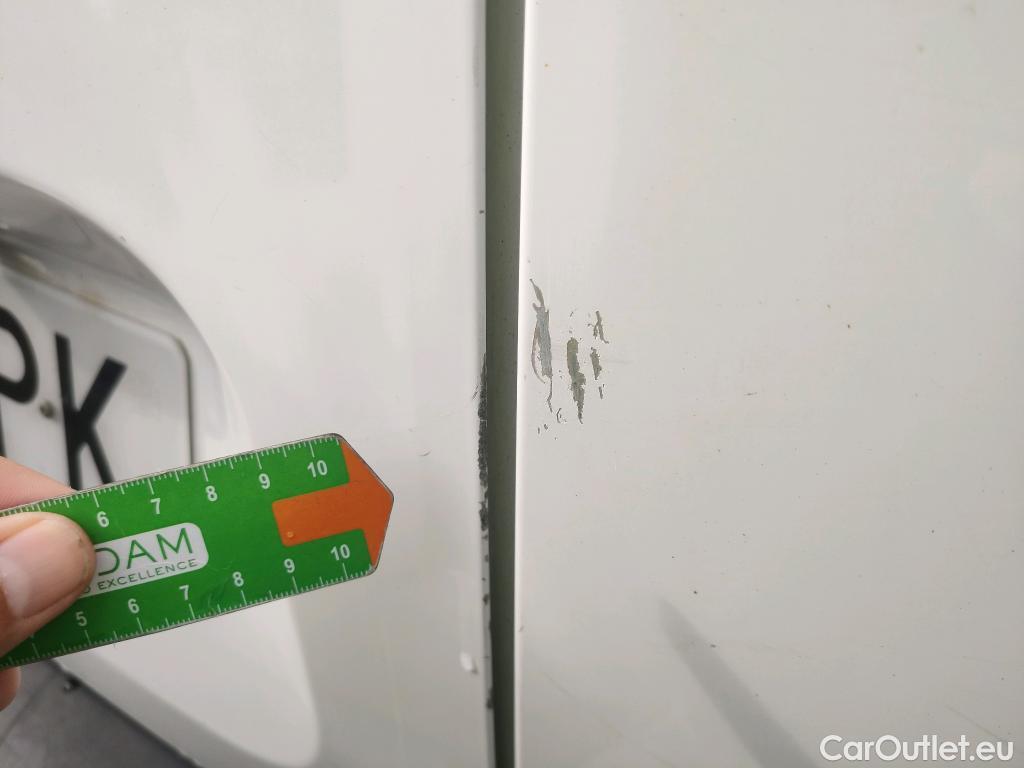  Peugeot  Partner PEUGEOT  / 2018 / 4P / furgón derivado de turismo Premium Standard 600kg BlueHDi 73kW #9