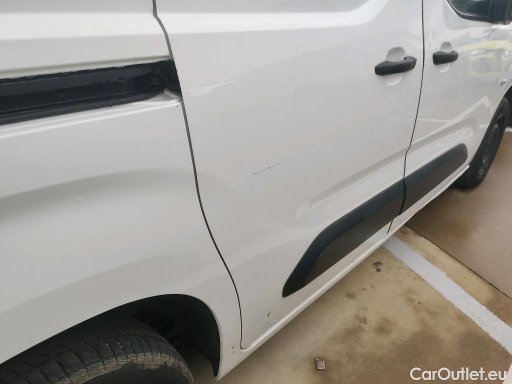  Peugeot  Partner PEUGEOT  / 2018 / 4P / furgón derivado de turismo Premium Standard 600kg BlueHDi 73kW #11