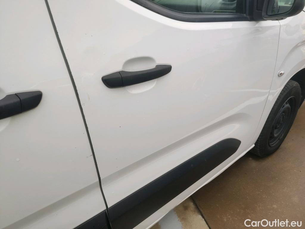  Peugeot  Partner PEUGEOT  / 2018 / 4P / furgón derivado de turismo Premium Standard 600kg BlueHDi 73kW #20