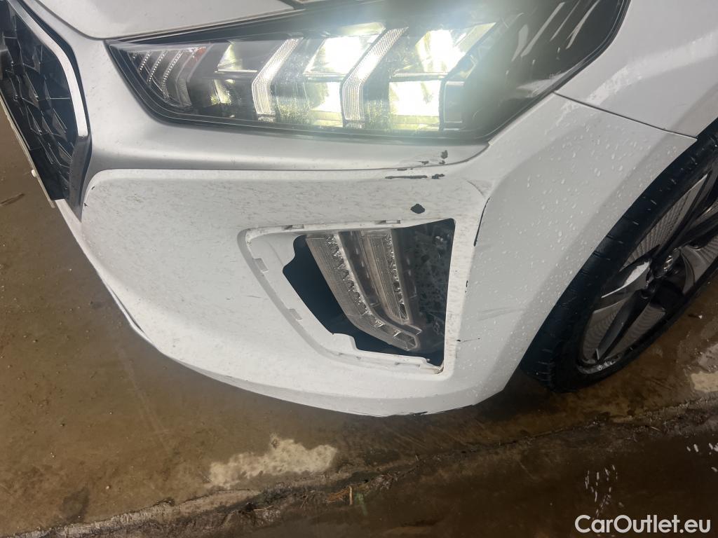  Hyundai   Ioniq HYUNDAI / 2019 / 5P / berlina con portón 1.6 GDI HEV Tecno DCT #7