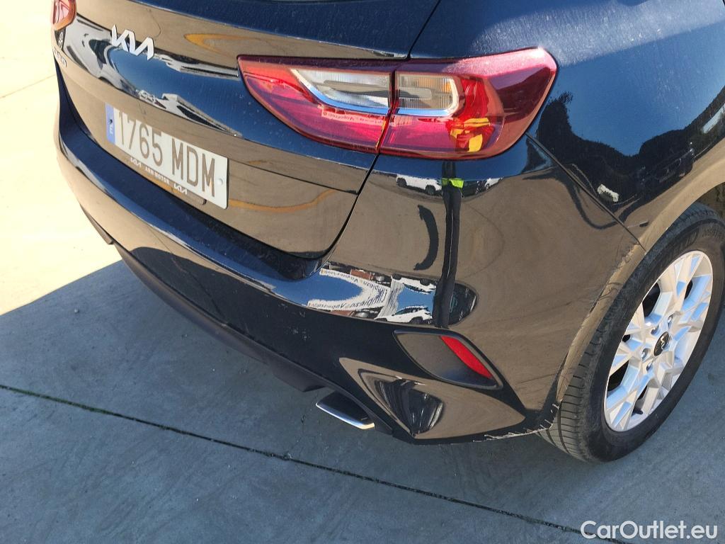  KIA  Cee'd KIA Ceed / 2021 / 5P / berlina con portón 1.0 T-GDi 74kW (100CV) Concept #19