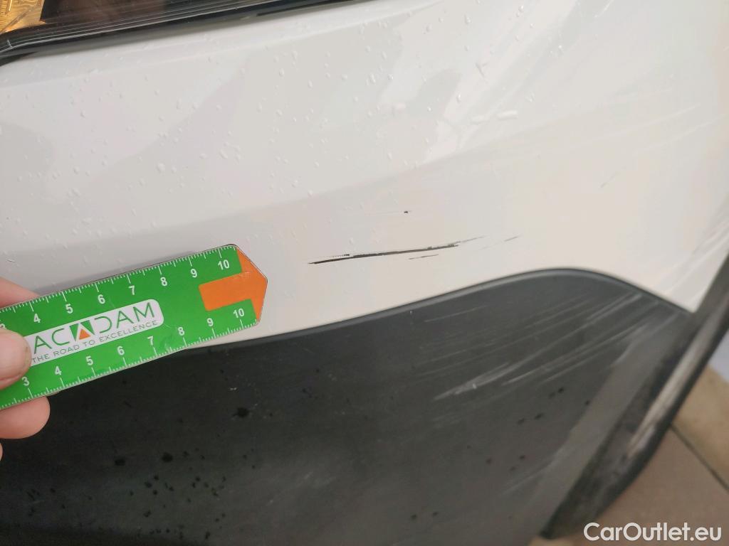  Peugeot  Partner PEUGEOT  / 2018 / 4P / furgón derivado de turismo Premium Standard 600kg BlueHDi 73kW #31