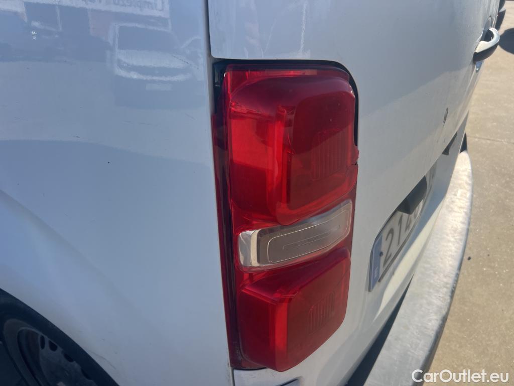  Peugeot  Expert PEUGEOT  / 2016 / 4P / furgón Furgón Premium 1.5 BlueHDi 100 Standard (AC) #13