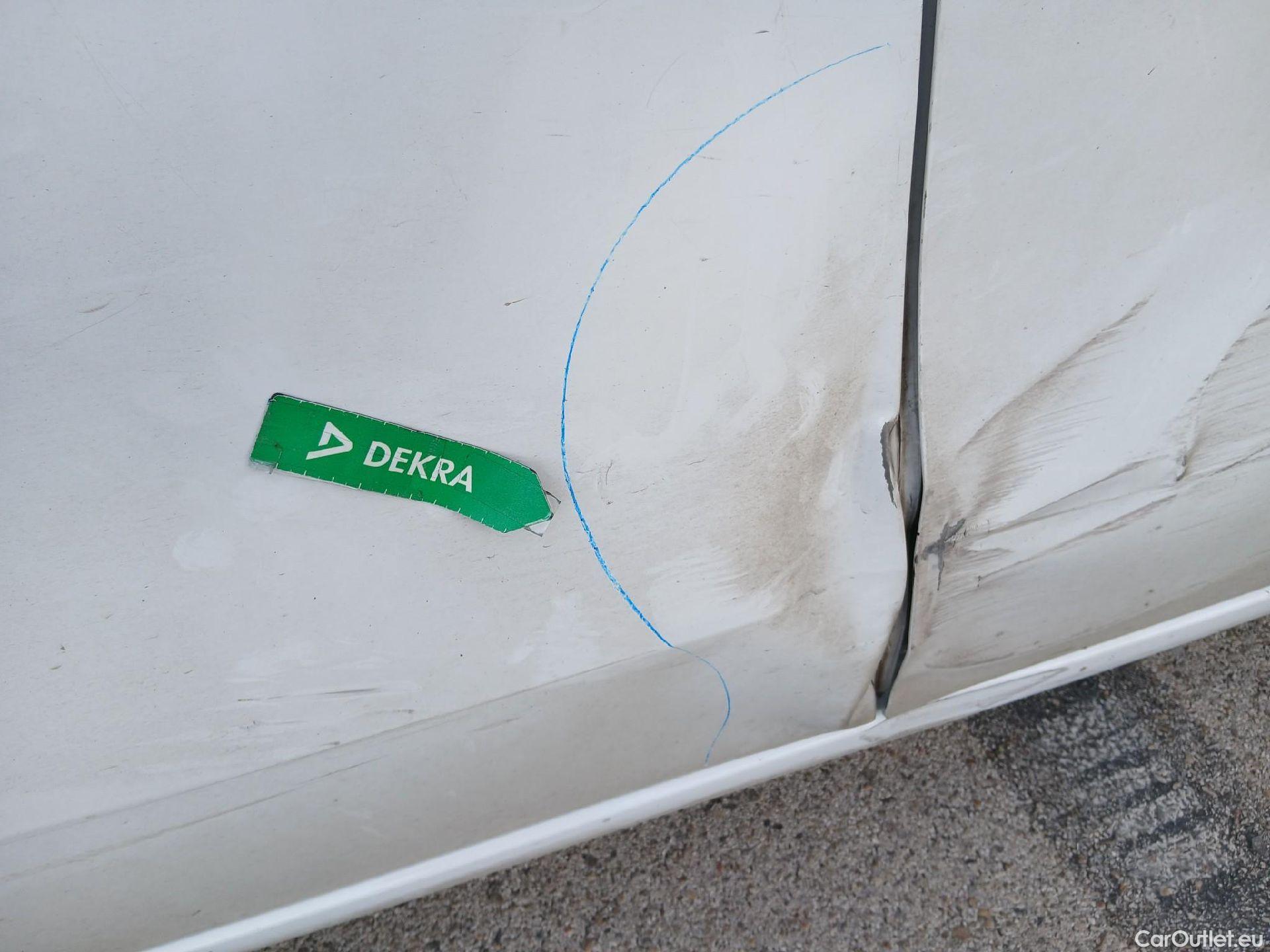  Renault  Kangoo RENAULT  Combi / 2021 / 5P / combi Life Edition One 1.5 Blue dCi 70kW(95CV) (IND)(AC) #37