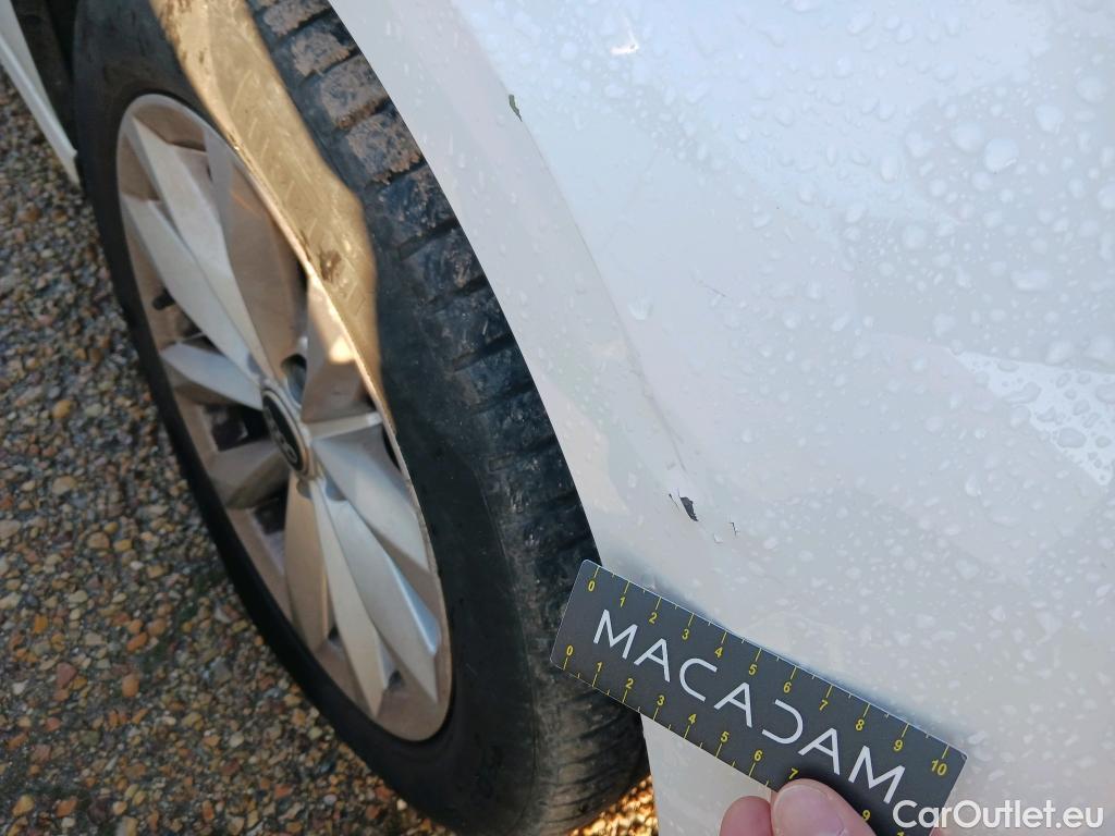  Audi  A3 AUDI  / 2020 / 5P / berlina con portón Sportback 30 TFSI 81kW (110CV) S tronic #6