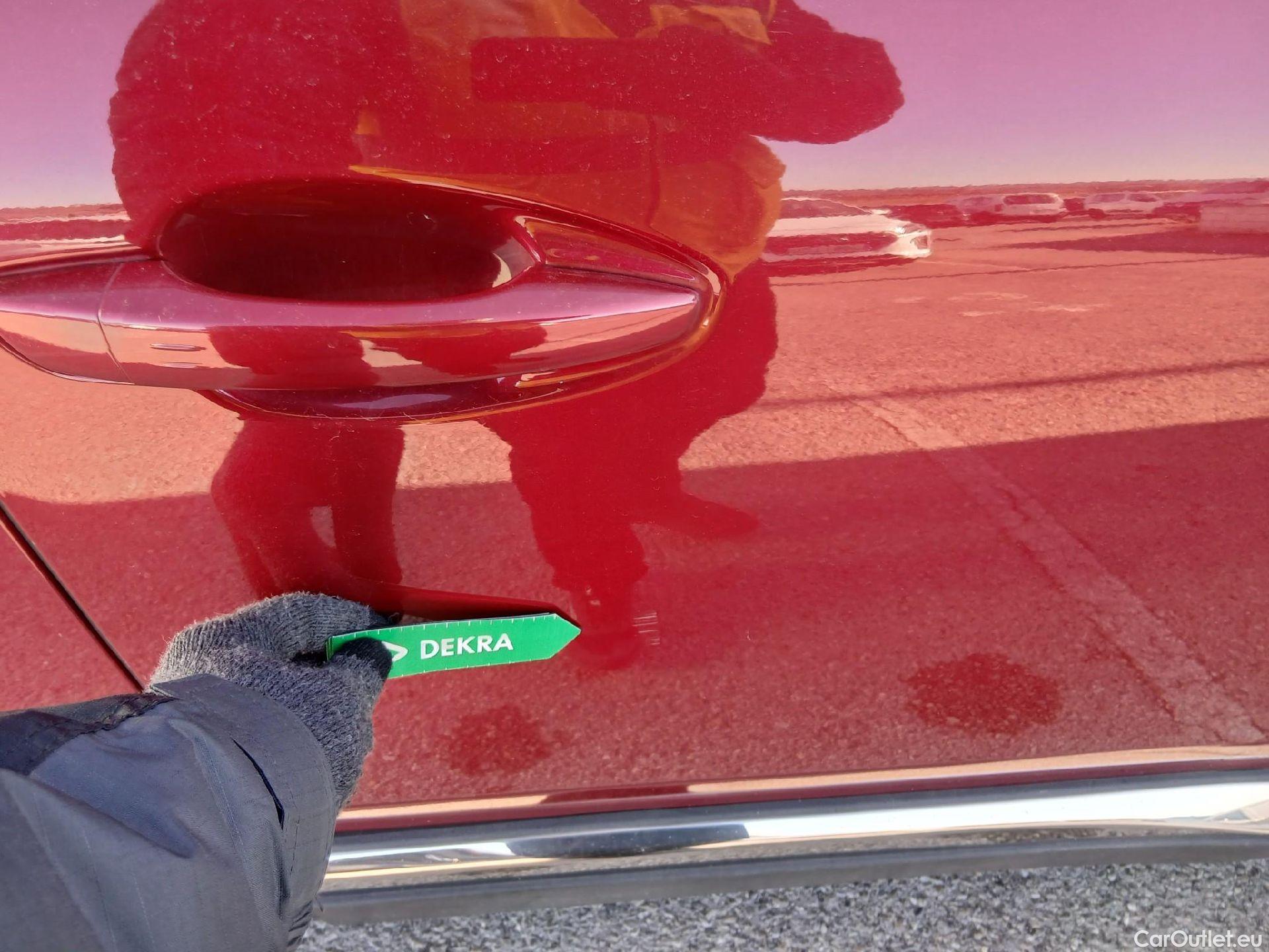  Peugeot  3008 PEUGEOT  / 2020 / 5P / todoterreno 1.5 BlueHDi 96kW (130CV) S&S Allure Pack #17