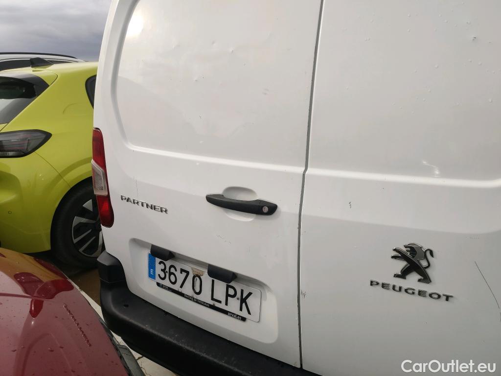 Peugeot  Partner PEUGEOT  / 2018 / 4P / furgón derivado de turismo Premium Standard 600kg BlueHDi 73kW #8
