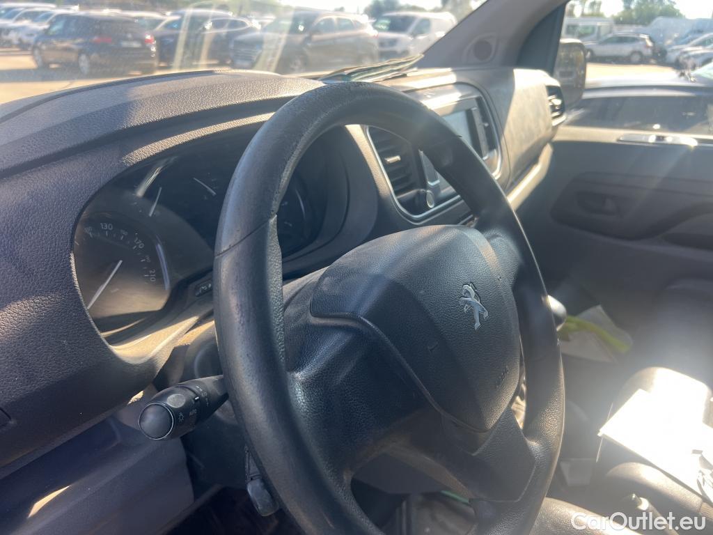  Peugeot  Expert PEUGEOT  / 2016 / 4P / furgón Furgón Premium 1.5 BlueHDi 100 Standard (AC) #39