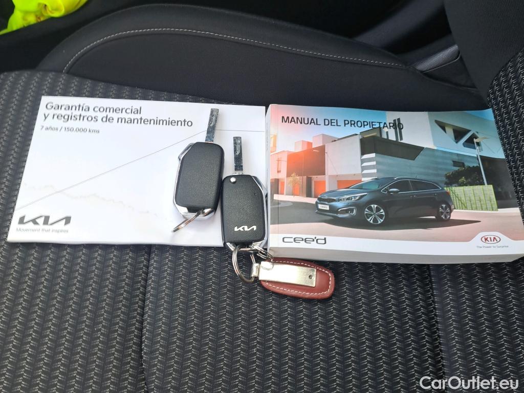  KIA  XCeed KIA  / 2019 / 5P / todoterreno 1.0 T-GDi Drive 88kW (120CV) #10