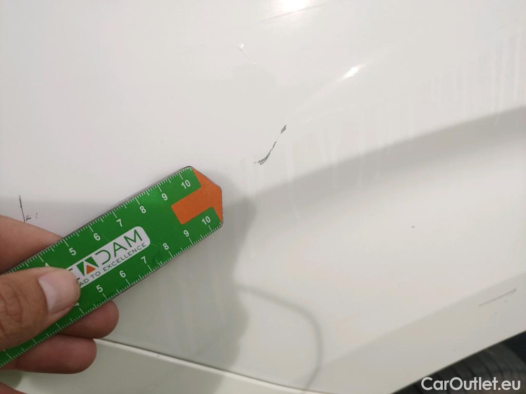  Peugeot  Partner PEUGEOT  / 2018 / 4P / furgón derivado de turismo Premium Standard 600kg BlueHDi 73kW #29