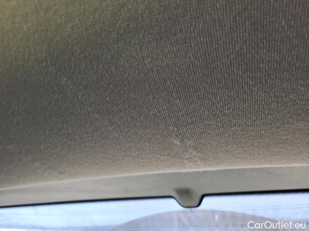  Renault  Captur RENAULT  / 2020 / 5P / todoterreno Intens TCe 90 #4