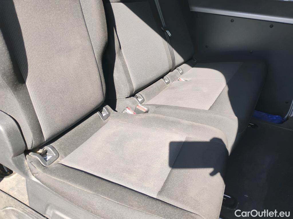  Opel  Vivaro OPEL  / 2019 / 4P / combi 1.5 Diésel 88kW (120CV) M Std Express #36