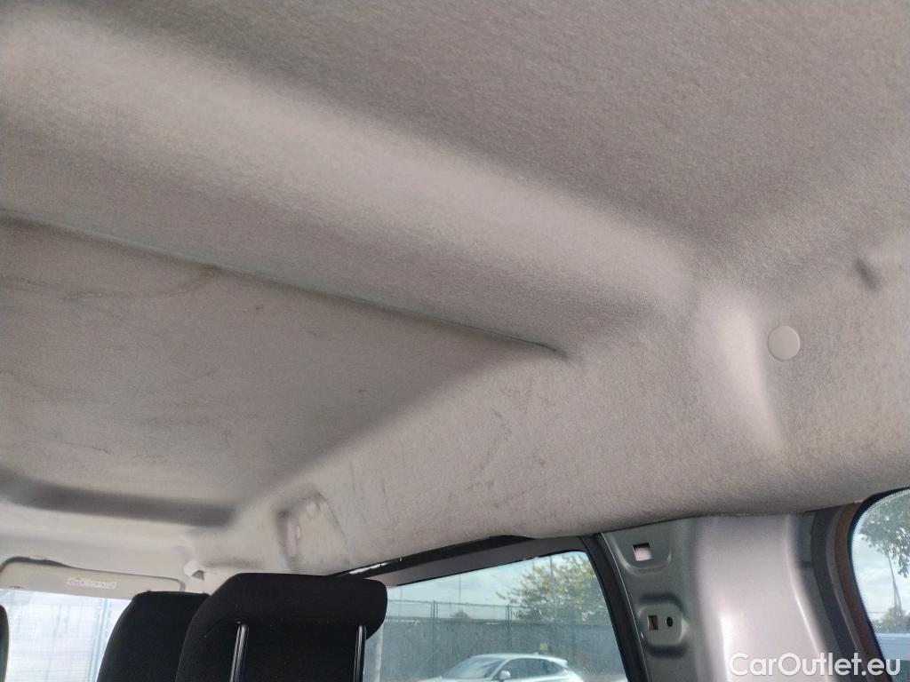  Opel  Vivaro OPEL  / 2019 / 4P / combi 1.5 Diésel 88kW (120CV) M Std Express #40