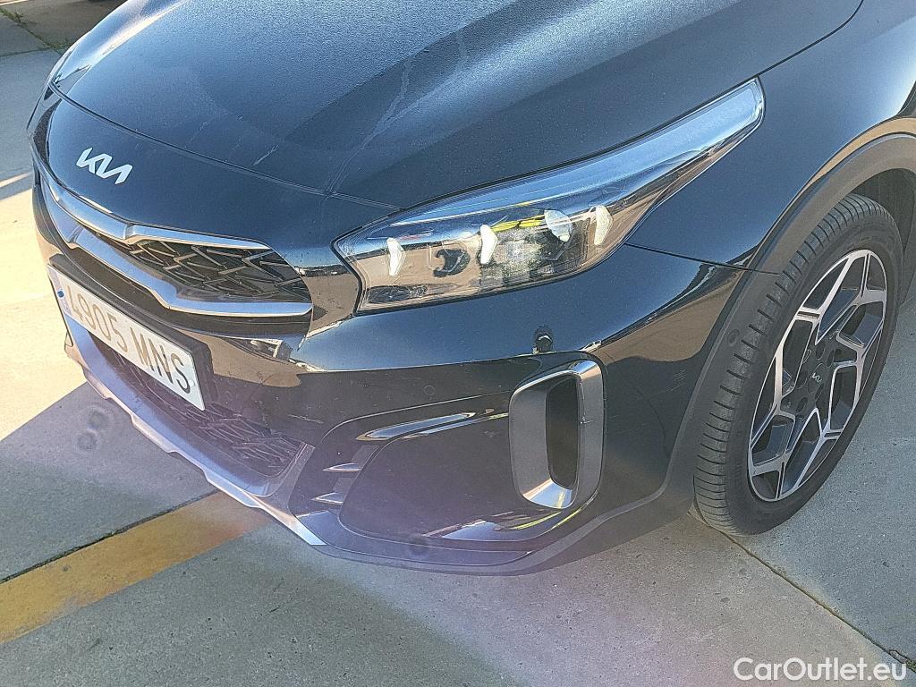  KIA  XCeed KIA  / 2022 / 5P / todoterreno 1.5 MHEV GT-line 118kW (160CV) DCT #13
