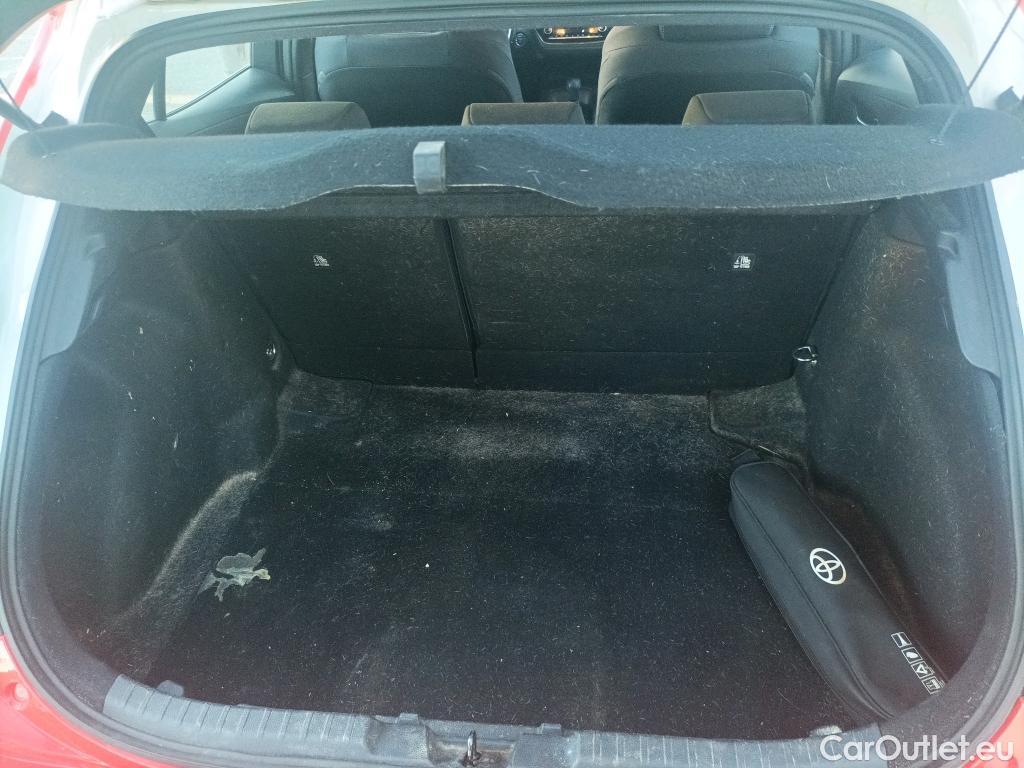  Toyota  Corolla TOYOTA  1.8 125H ACTIVE TECH E-CVT #15