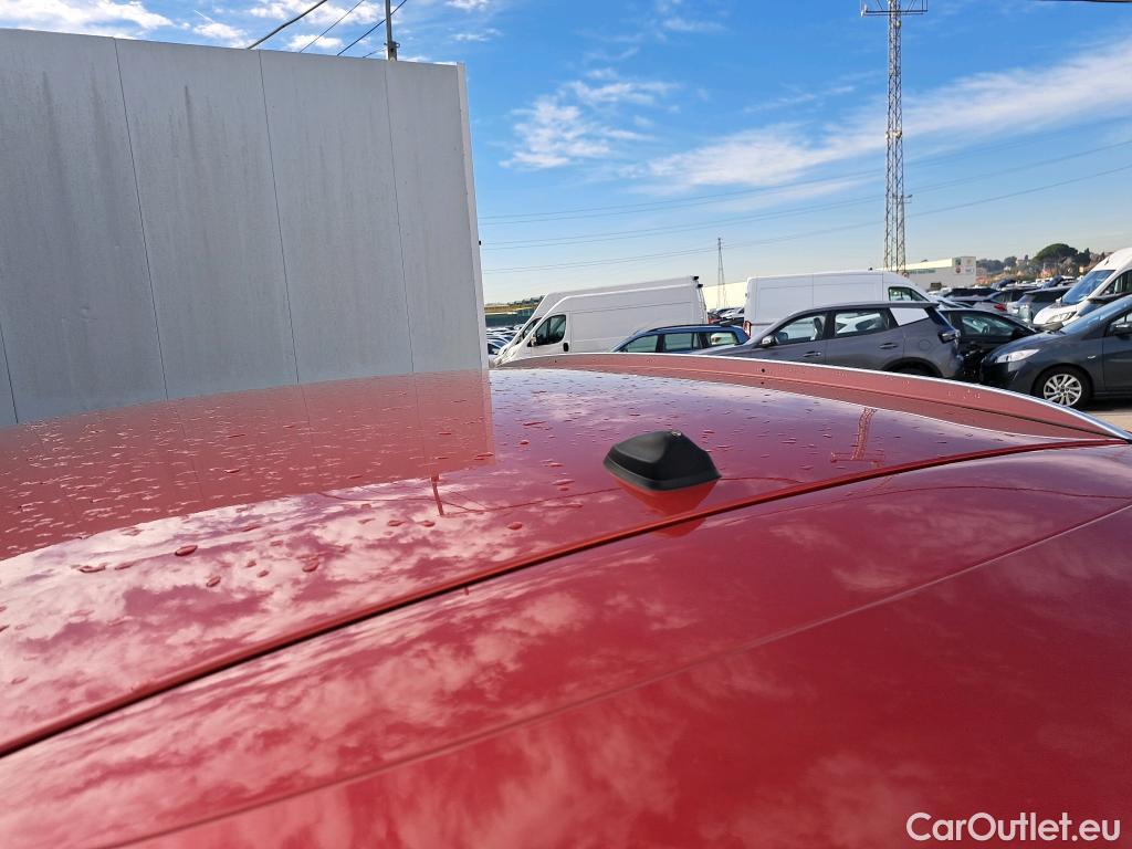  Renault  Kadjar RENAULT  / 2019 / 5P / crossover Intens Blue dCi 85kW (115CV) (CX) #50