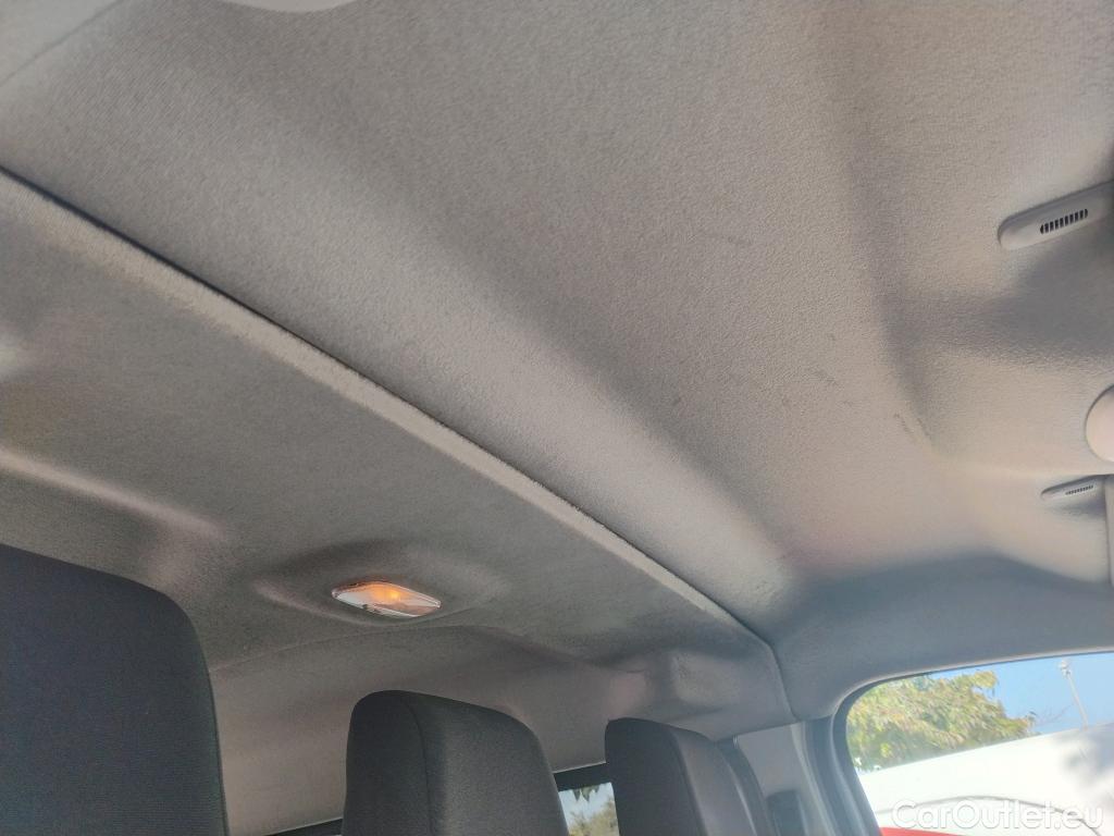  Opel  Vivaro OPEL  / 2019 / 4P / combi 1.5 Diésel 88kW (120CV) M Std Express #41