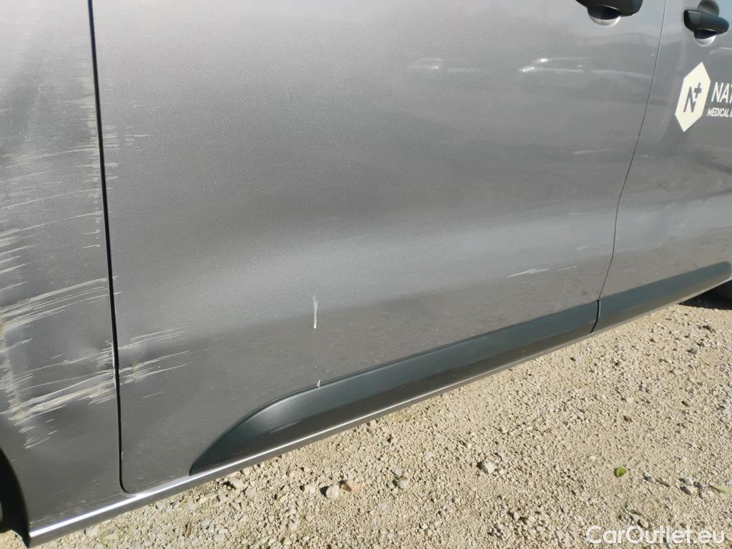  Opel  Vivaro OPEL  / 2019 / 4P / combi 1.5 Diésel 88kW (120CV) M Std Express #16