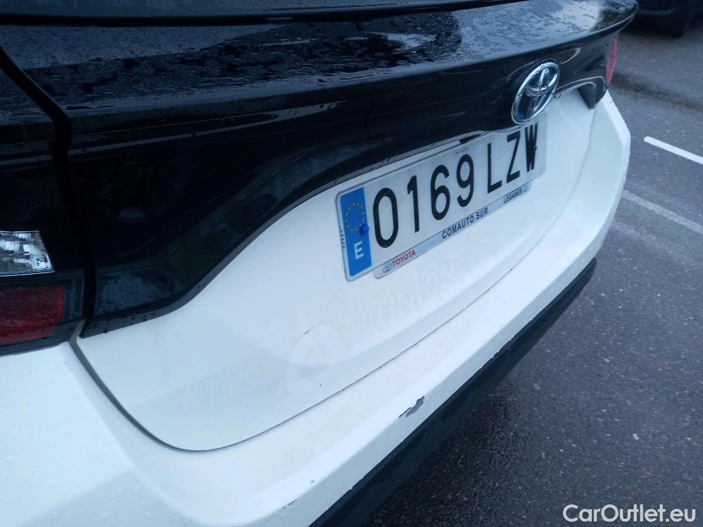  Toyota  Yaris TOYOTA  / 2020 / 5P / berlina con portón 1.5 120H Business Plus #5