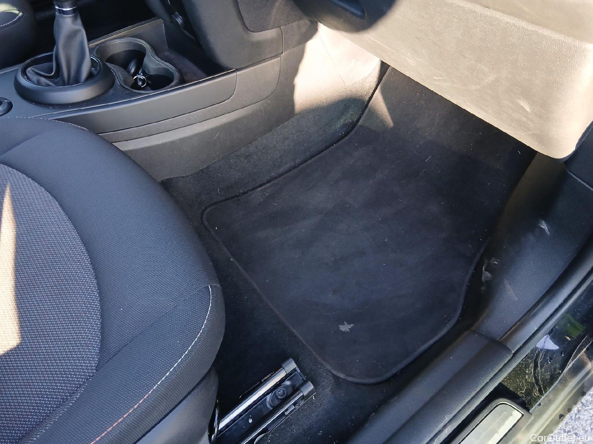  Mini  Countryman MINI  / 2020 / 5P / berlina con portón Cooper S E ALL4 #21