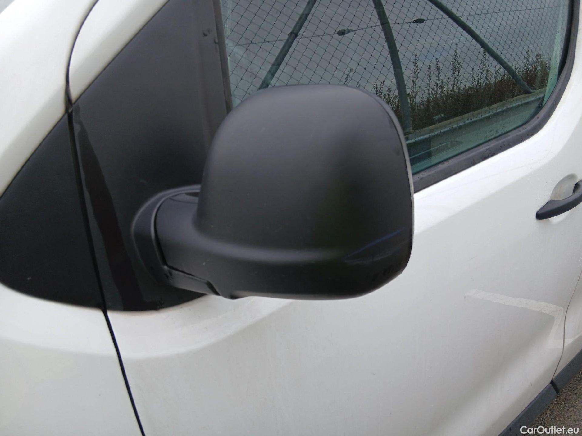  Opel  Vivaro OPEL  / 2019 / 4P / furgón 1.5 Diésel 74kW (100CV) M Std Express (AC) #9