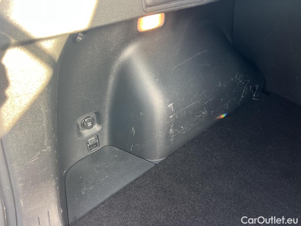  KIA  Sportage KIA  / 2022 / 5P / todoterreno 1.6 CRDi MHEV 100kW (136CV) Business 4X2 #6