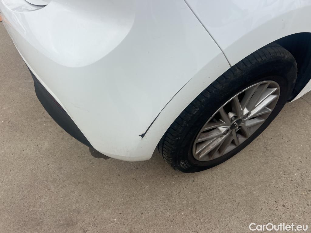  KIA  Rio KIA  / 2020 / 5P / berlina con portón 1.2 DPi 62kW (84CV) Concept #18