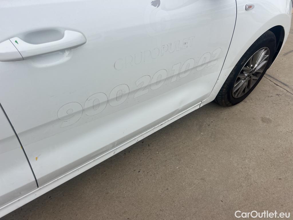  KIA  Rio KIA  / 2020 / 5P / berlina con portón 1.2 DPi 62kW (84CV) Concept #3