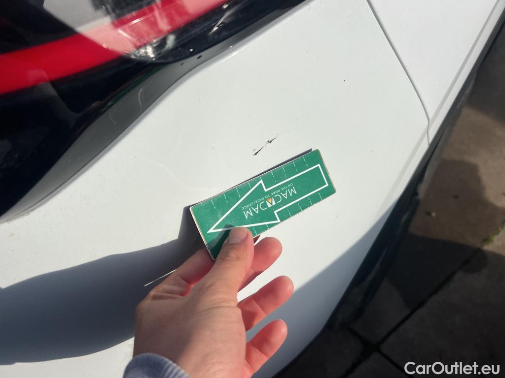  KIA  Sportage KIA  / 2022 / 5P / todoterreno 1.6 CRDi MHEV 100kW (136CV) Business 4X2 #13