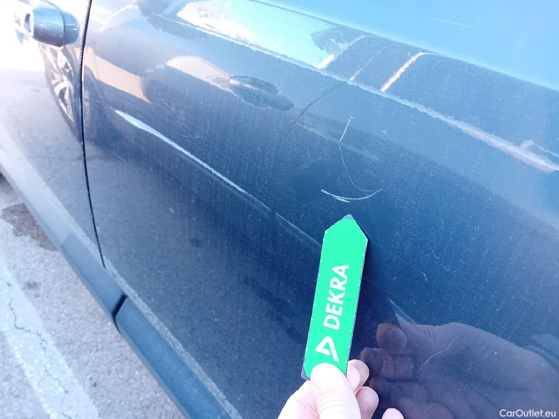  Jeep  Patriot JEEP Renegade / 2014 / 5P / todoterreno Limited 1.0G 88kW (120CV) 4x2 (AC) #25