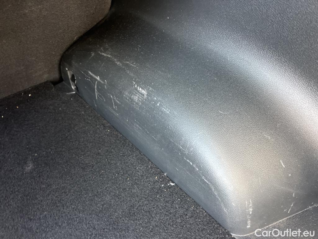  KIA  Sportage KIA  / 2022 / 5P / todoterreno 1.6 CRDi MHEV 100kW (136CV) Business 4X2 #8