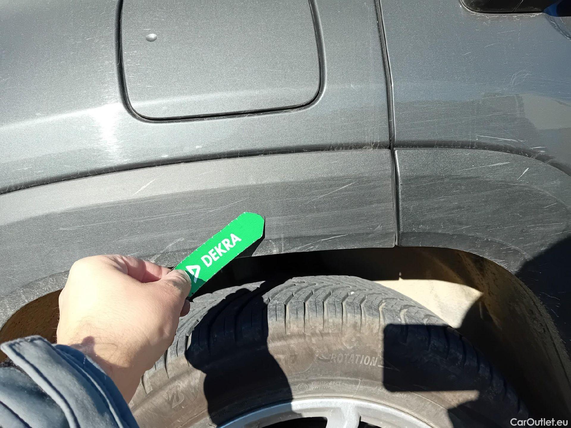  Jeep  Patriot JEEP Renegade / 2014 / 5P / todoterreno Limited 1.0G 88kW (120CV) 4x2 (AC) #47