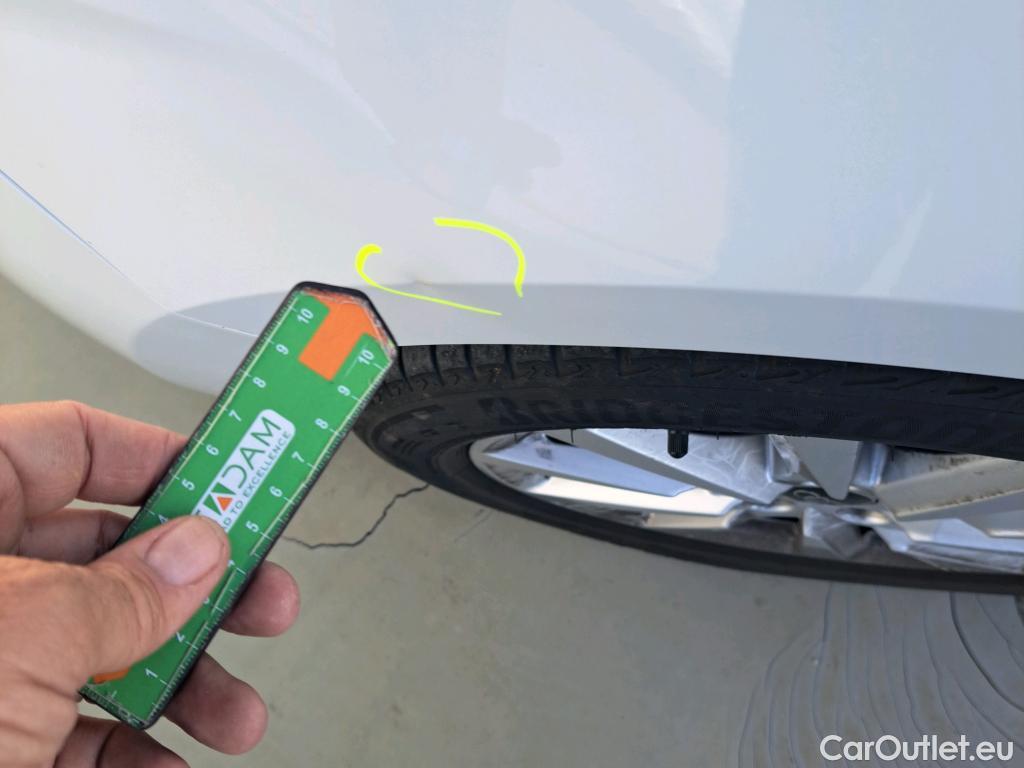  Audi  A1 Sportback AUDI A1 / 2018 / 5P / berlina con portón Sportback Advanced 30 TFSI 81kW (110CV) #4