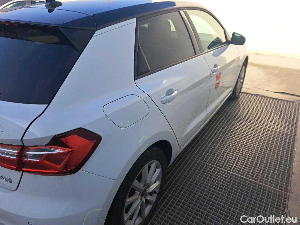  Audi  A1 Sportback AUDI A1 / 2018 / 5P / berlina con portón Sportback Advanced 30 TFSI 81kW (110CV) #6